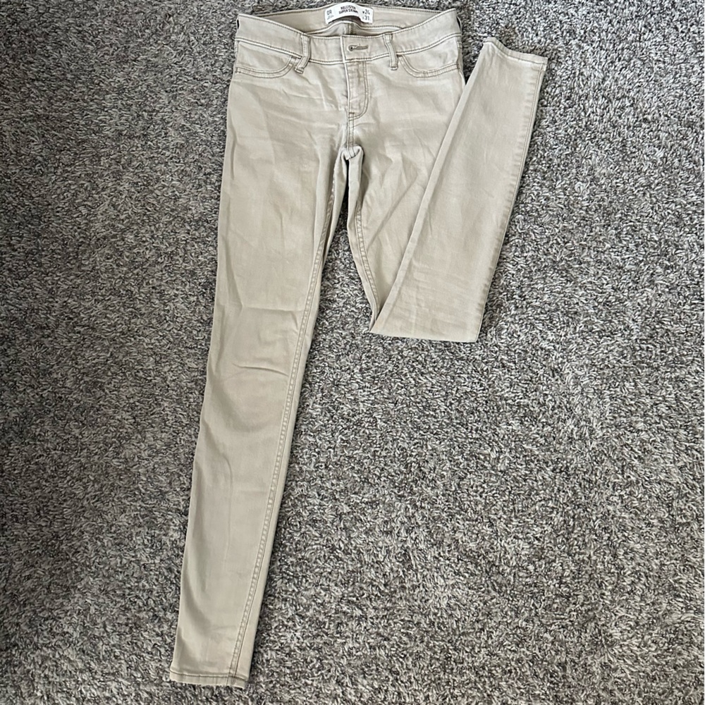 Hollister Khaki Skinny Jeans